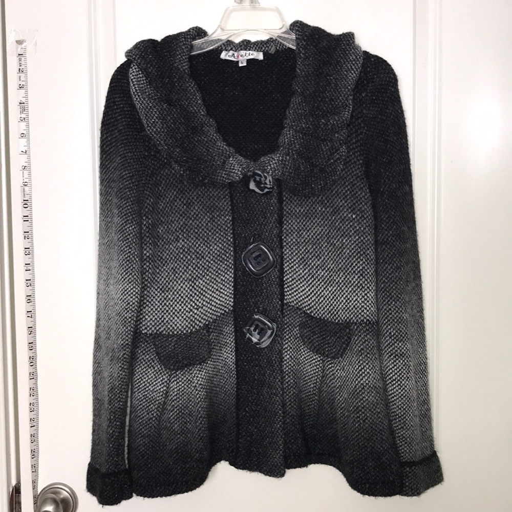 Arette Black and White Coat (A29)